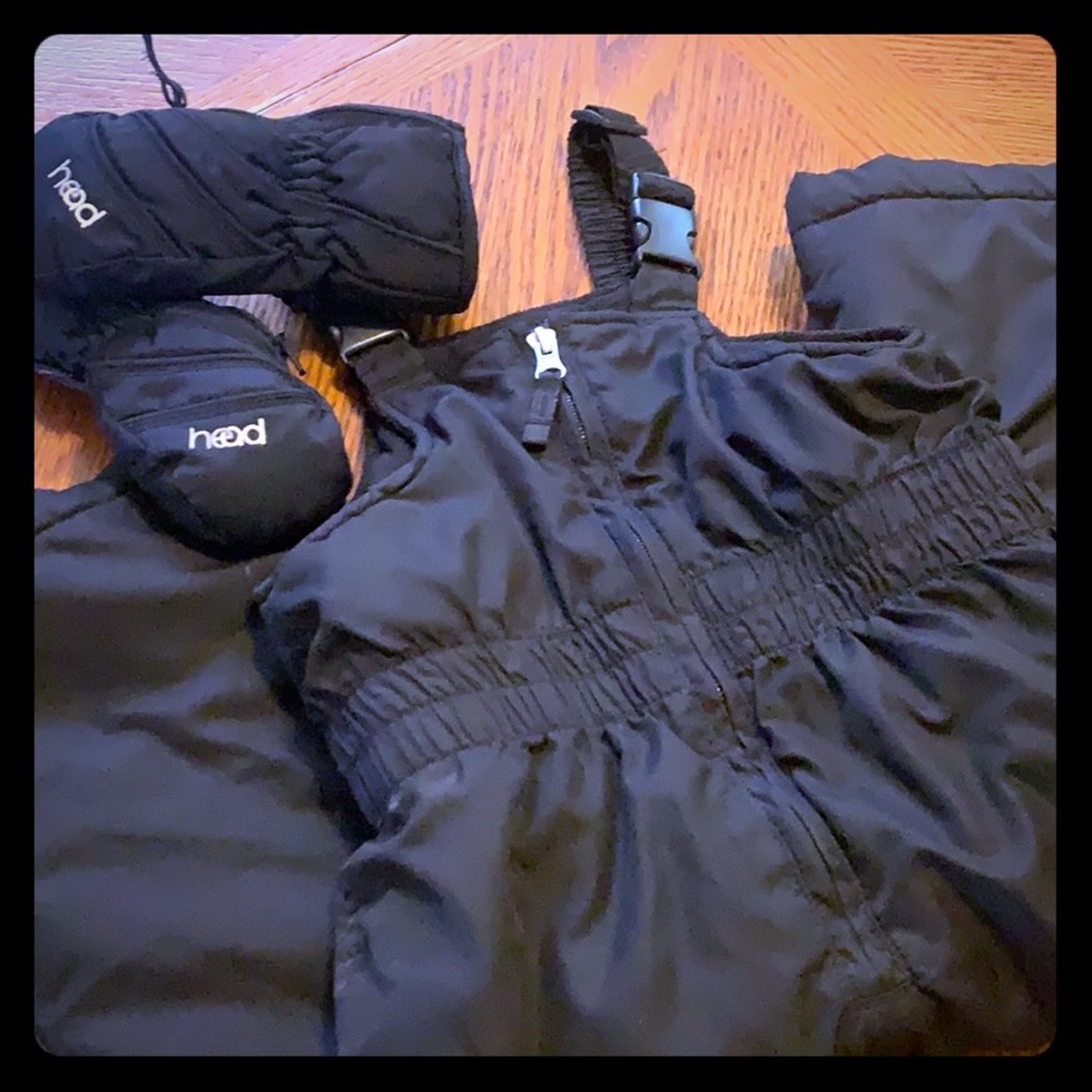 2T gloves and snowsuit set